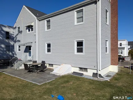 $3,300 | 67 Avery Street, Stamford, CT 06902