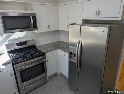 $3,300 | 67 Avery Street, Stamford, CT 06902