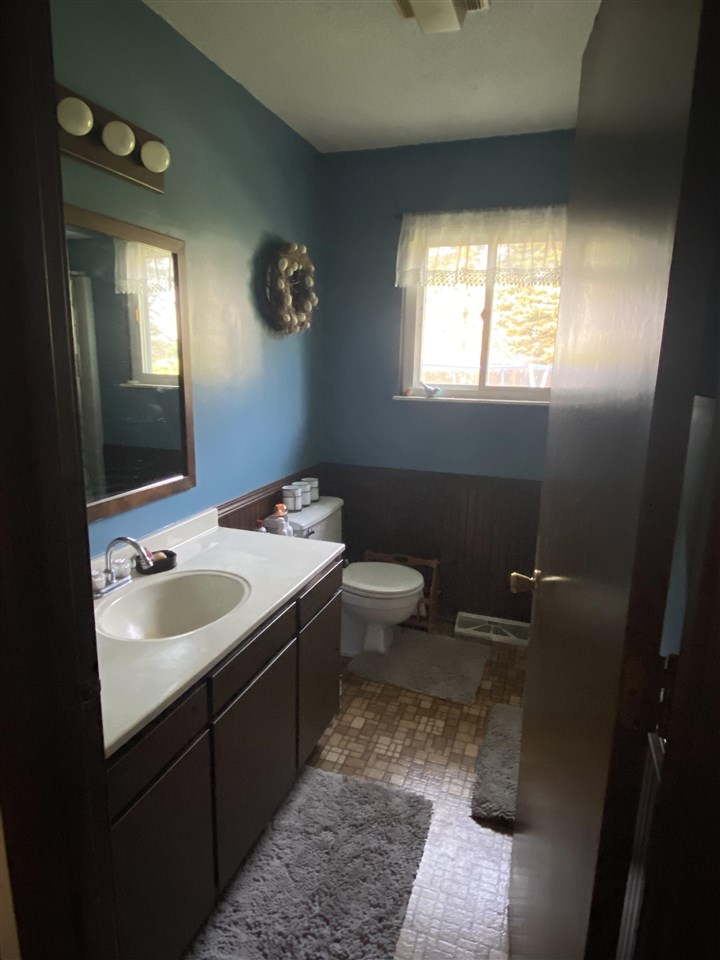 787 South Nine Mile Road Kawkawlin, MI 48631 - Photo 10 of 23