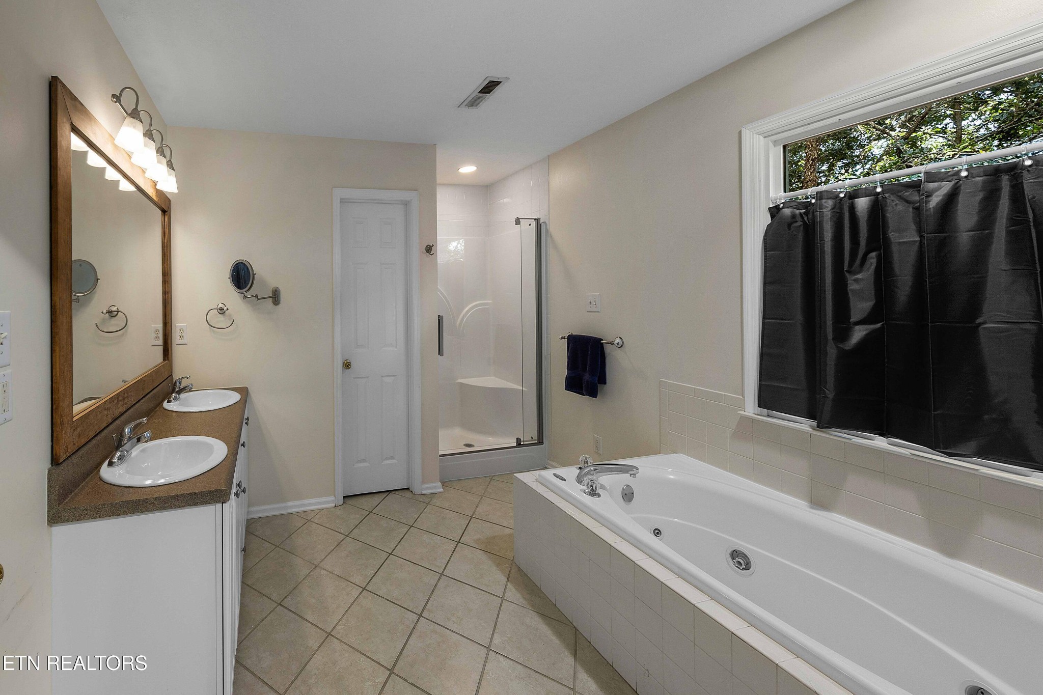 9235 Colchester Ridge Road Knoxville, TN 37922 - Photo 30 of 48 Gallery Image 30