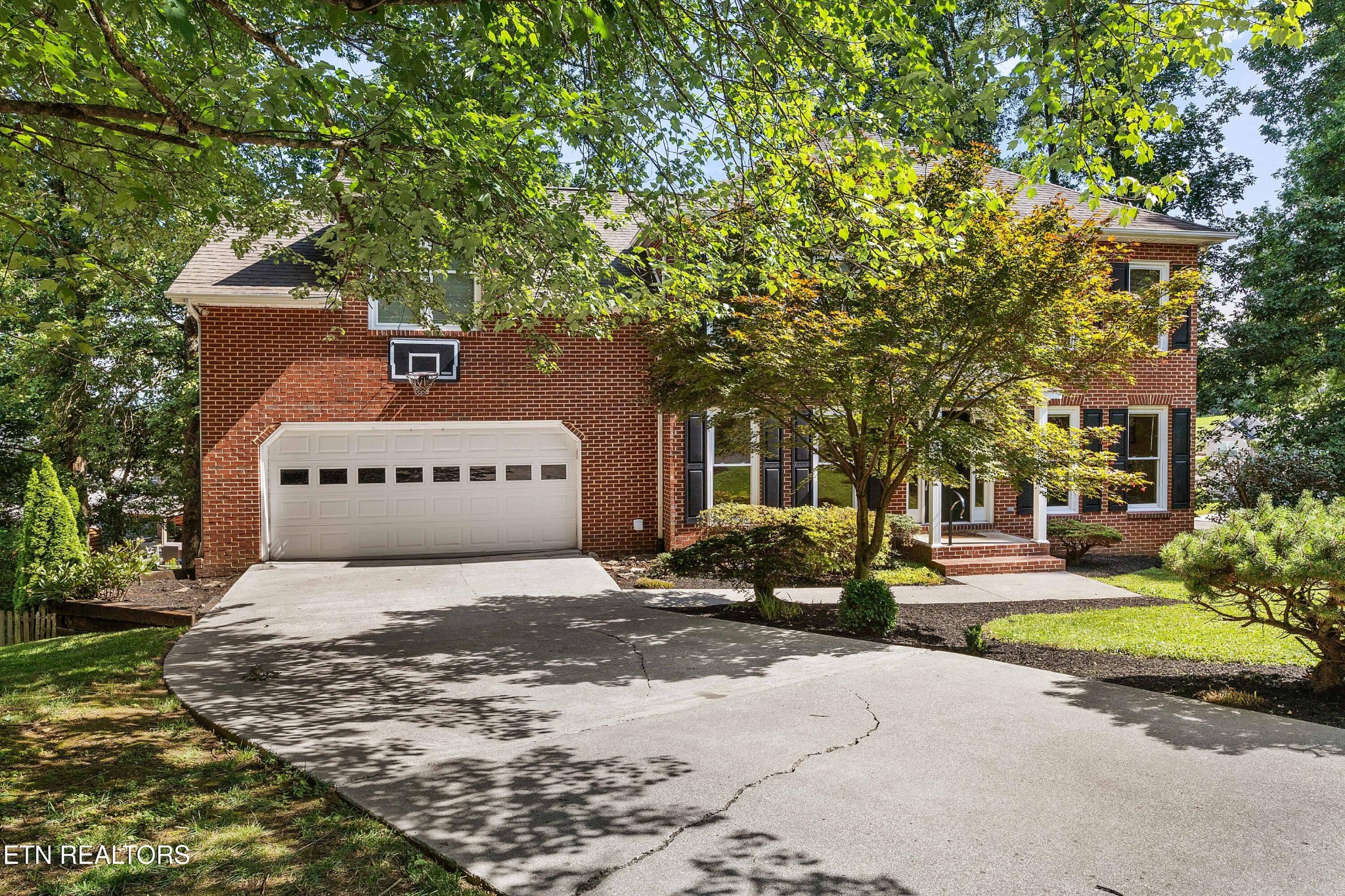 9235 Colchester Ridge Road Knoxville, TN 37922 - Photo 4 of 48 Gallery Image 4
