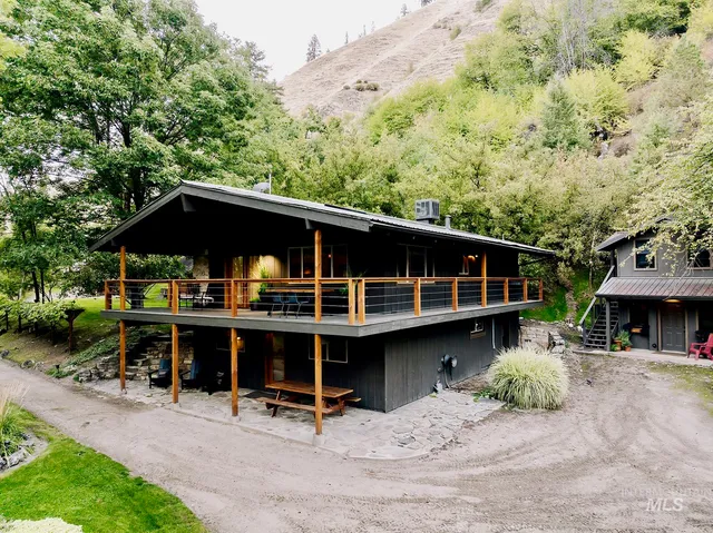 $6,750,000 | 13450 Salmon River, McCall, ID 83638