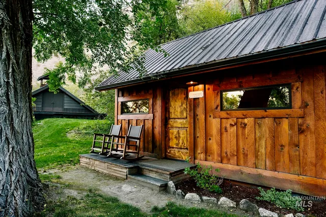 $6,750,000 | 13450 Salmon River, McCall, ID 83638