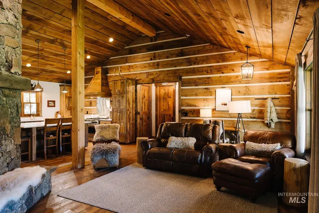 $6,750,000 | 13450 Salmon River, McCall, ID 83638