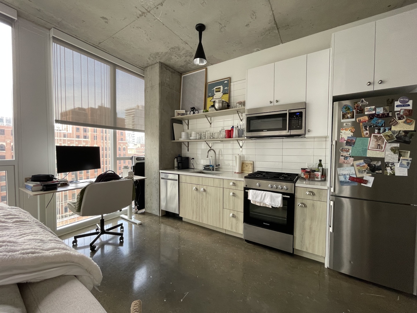 810 North Clark Street, Unit 901 Chicago, IL 60610 - Photo 4 of 13