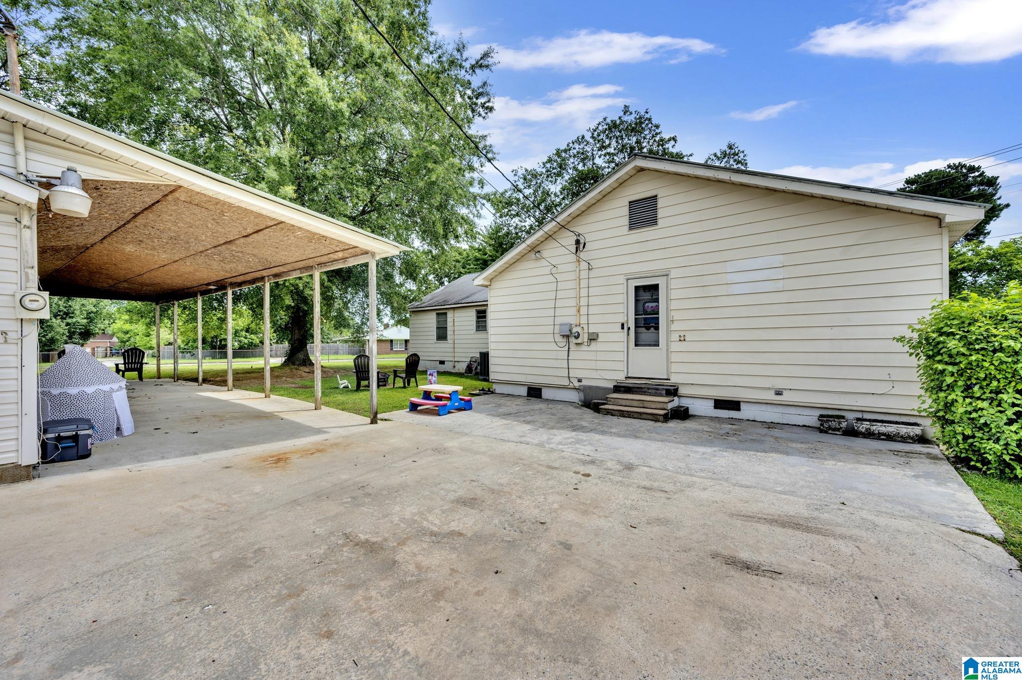 1805 Danville Road Southwest Decatur, AL 35601 - Photo 6 of 29