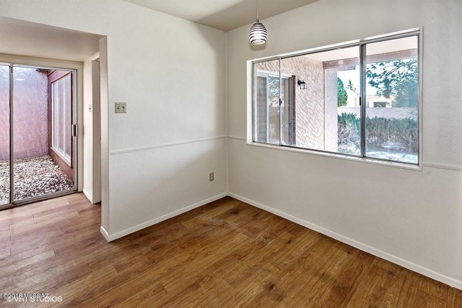 401 Curry Street Rio Rico, AZ 85648 - Photo 4 of 21