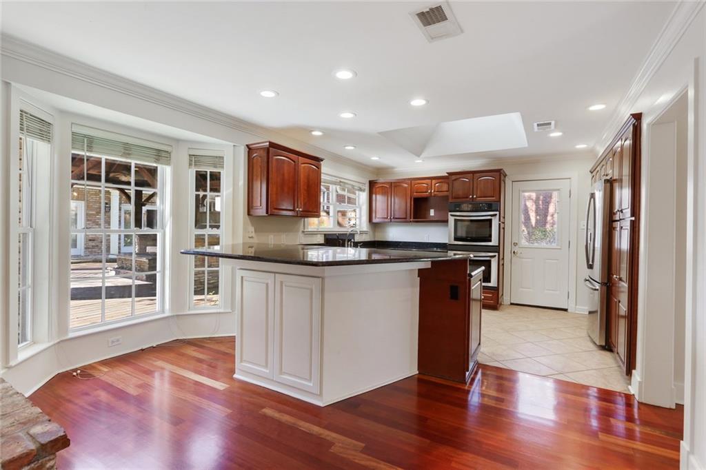 9620 Robin Lane River Ridge, LA 70123 - Photo 8 of 28