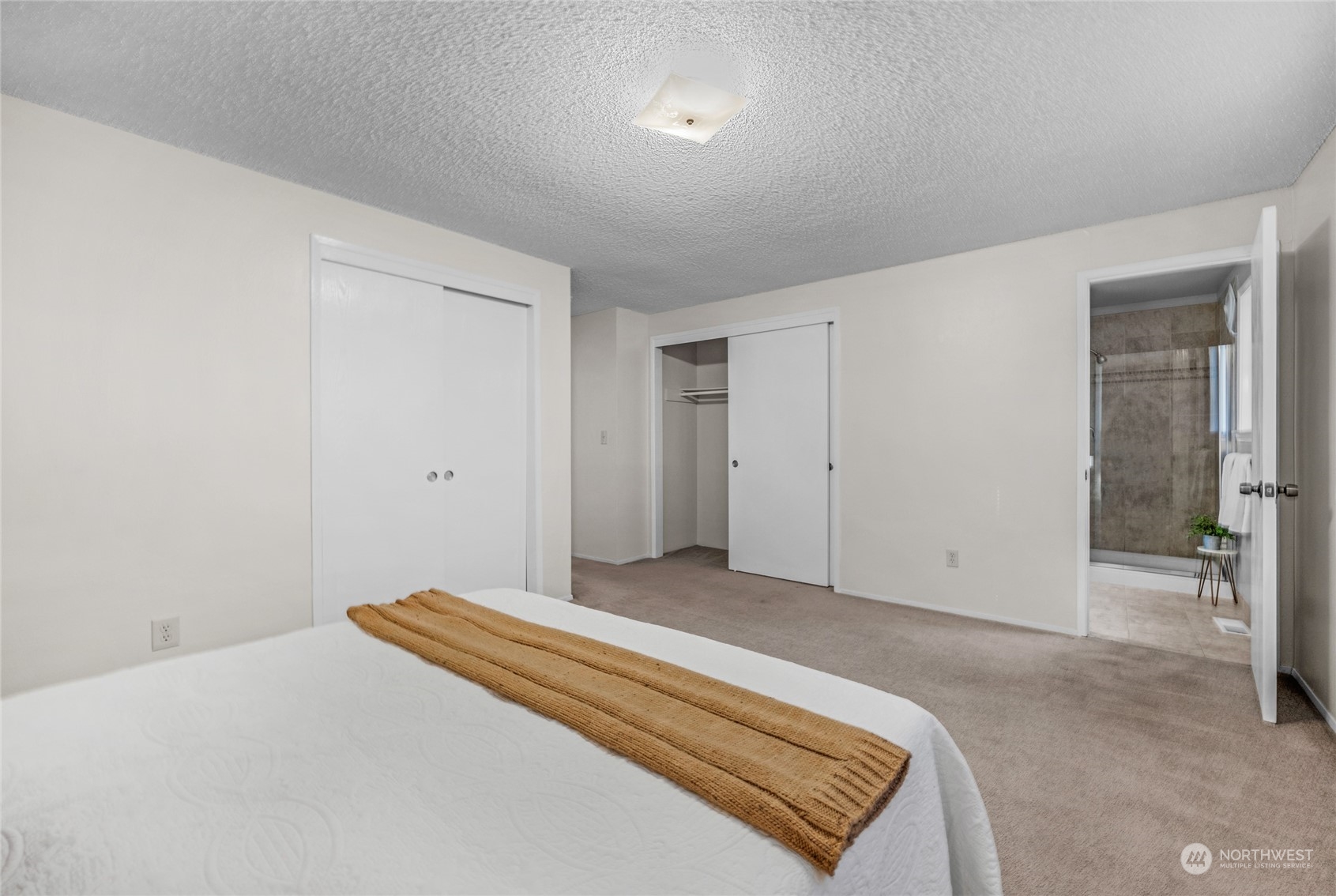 304 214th Street Southwest Bothell, WA 98021 - Photo 16 of 39