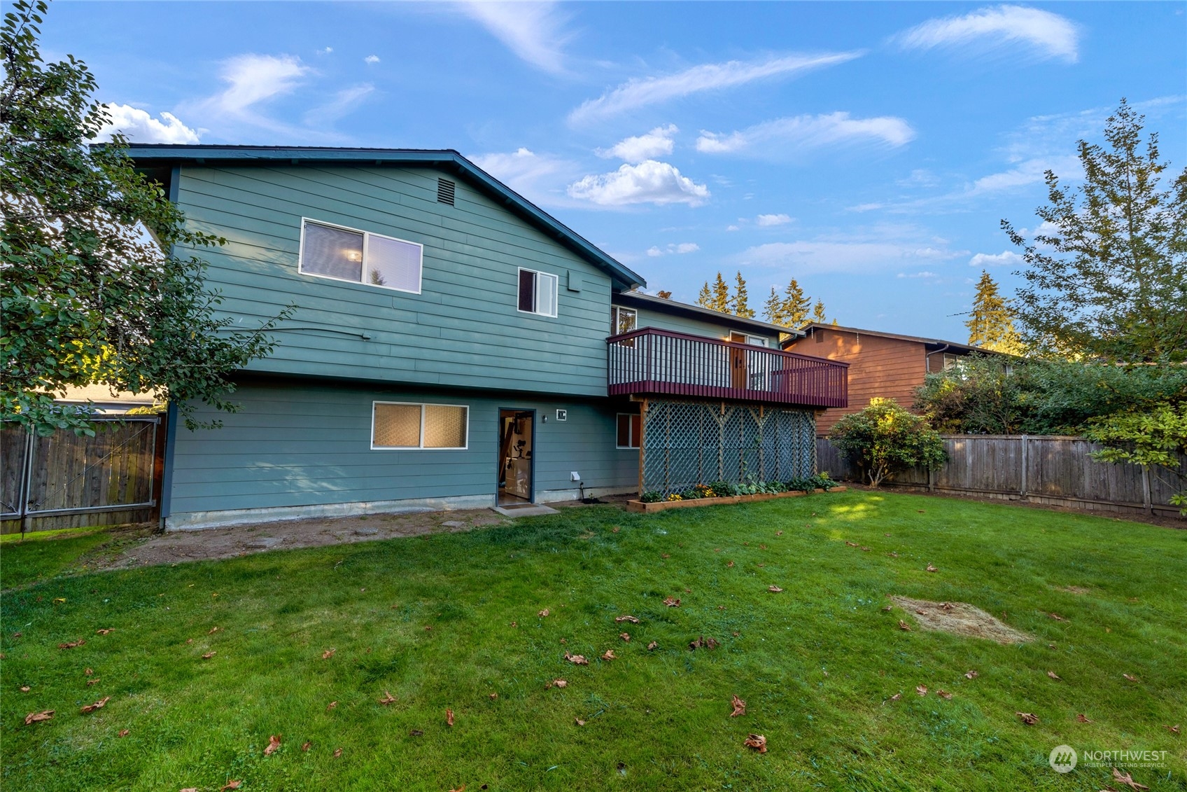 304 214th Street Southwest Bothell, WA 98021 - Photo 27 of 39