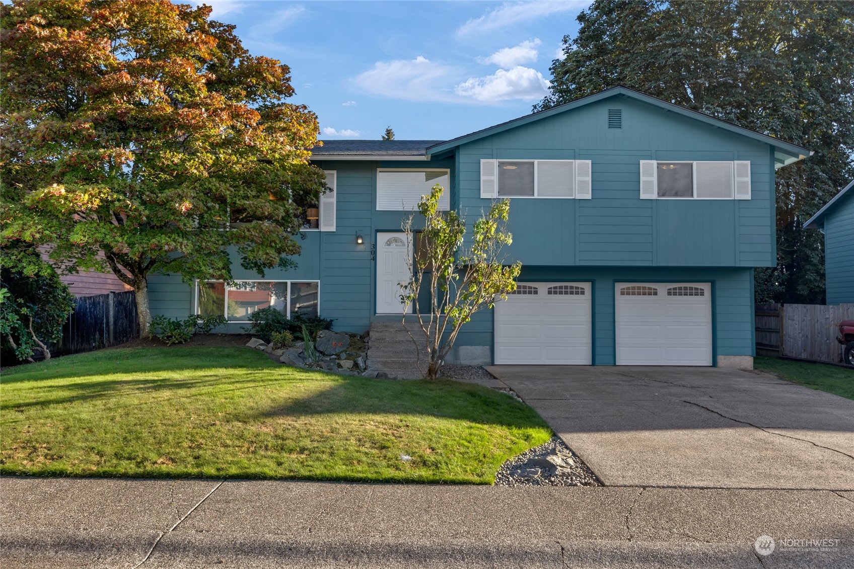 304 214th Street Southwest Bothell, WA 98021 - Photo 32 of 39