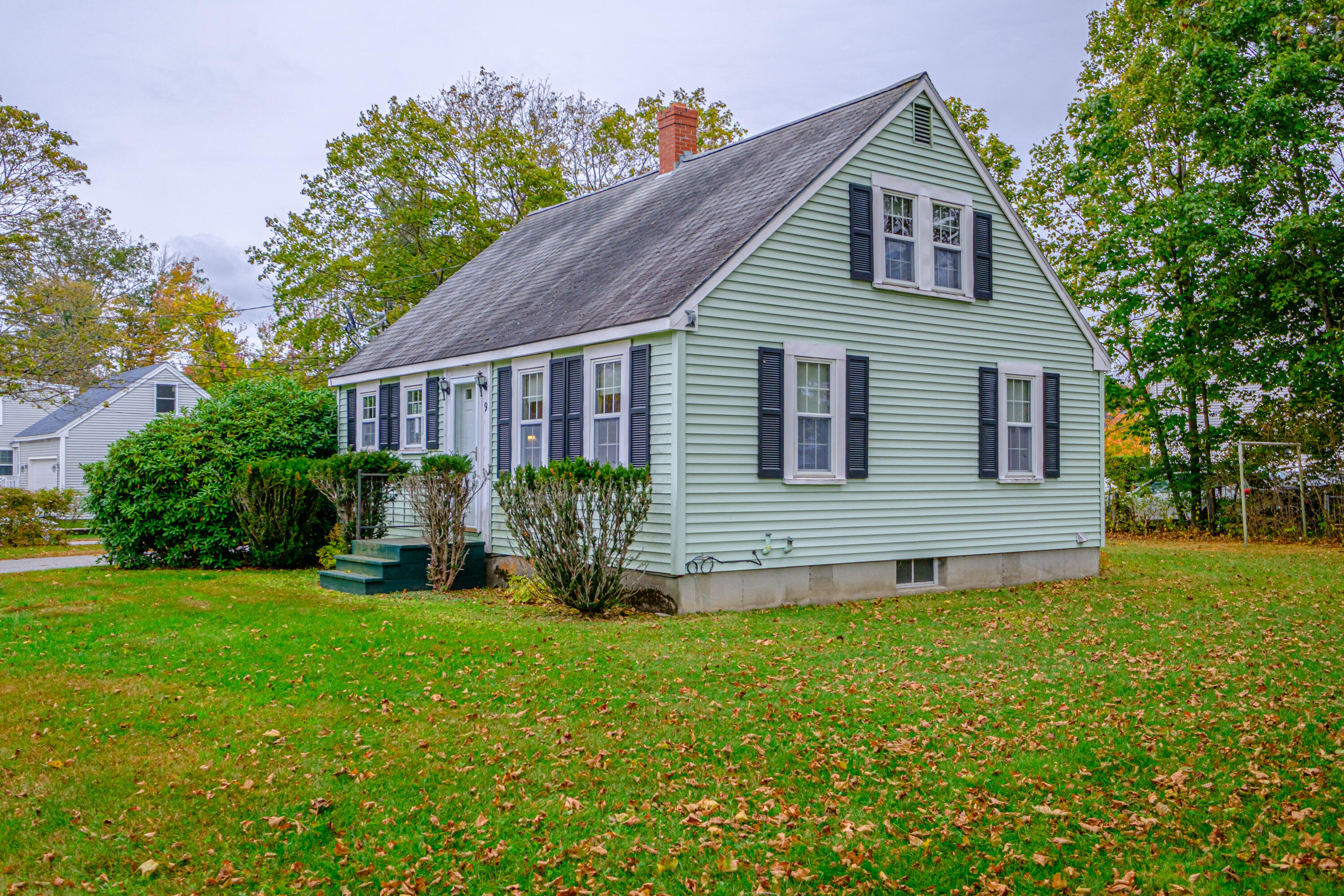 9 Ridgeway Avenue Gorham, ME 04038 - Photo 2 of 66 20251013gp-61003