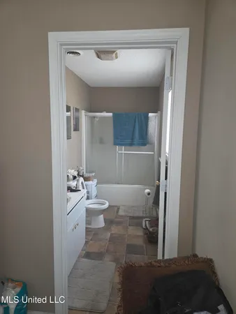 $130,000 | 86 South Center Street, Potts Camp, MS 38659