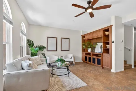 $800,000 | 17059 Calle Trevino, Unit 5, San Diego, CA 92127