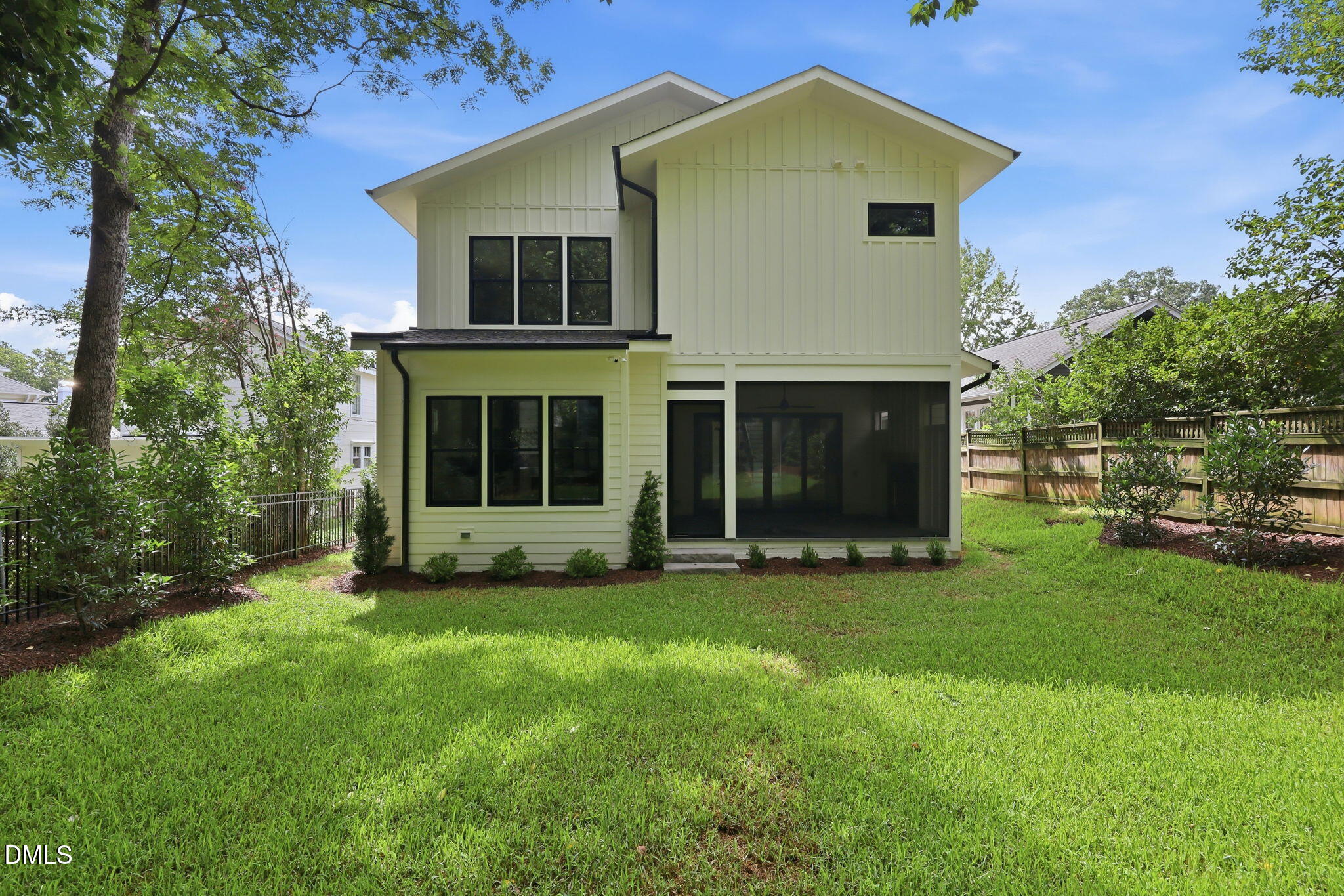 316 Perry Street Raleigh, NC 27608 - Photo 46 of 53 56-web-or-mls-IMG_8673