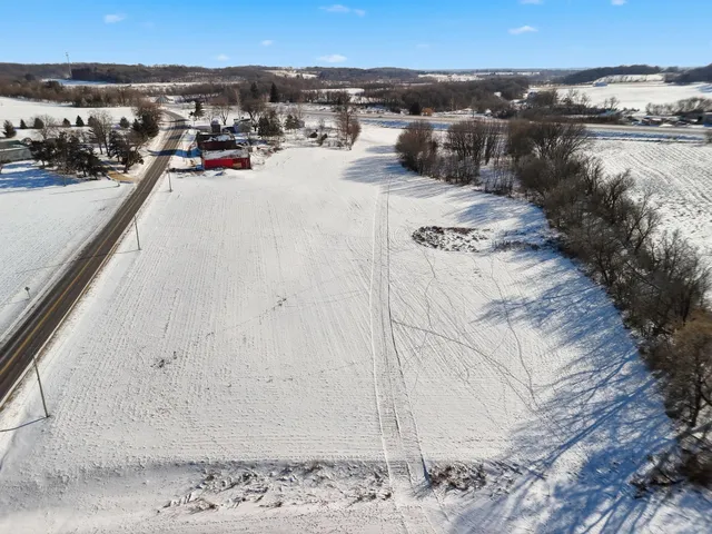 $600,000 | L1 Femrite Drive, Cottage Grove, WI 53527