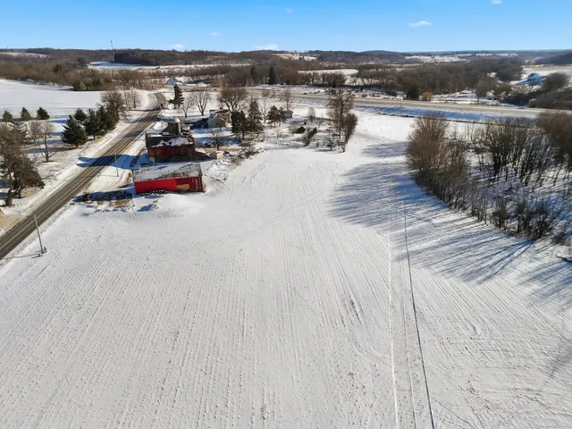 $600,000 | L1 Femrite Drive, Cottage Grove, WI 53527