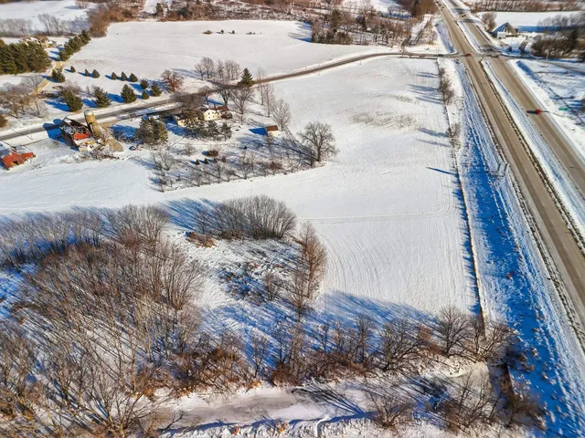 $600,000 | L1 Femrite Drive, Cottage Grove, WI 53527