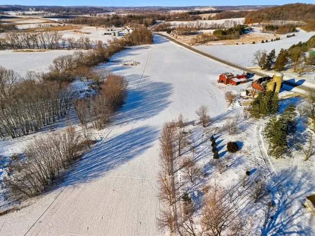 $600,000 | L1 Femrite Drive, Cottage Grove, WI 53527