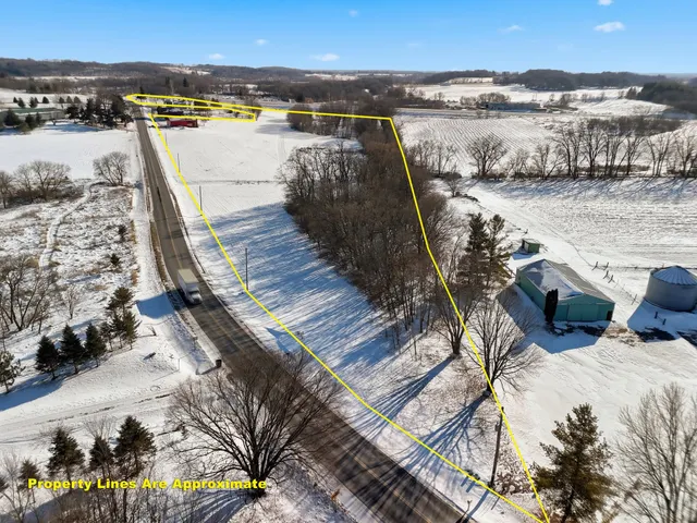 $600,000 | L1 Femrite Drive, Cottage Grove, WI 53527