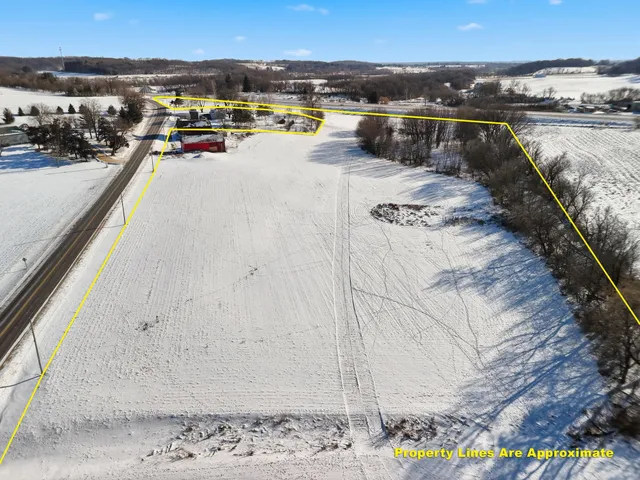 $600,000 | L1 Femrite Drive, Cottage Grove, WI 53527