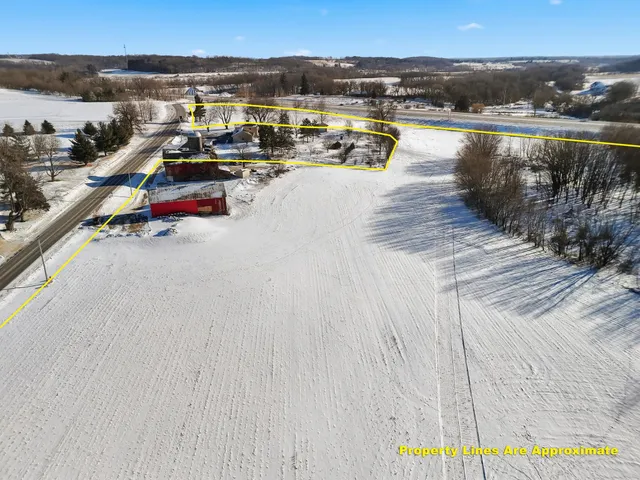 $600,000 | L1 Femrite Drive, Cottage Grove, WI 53527