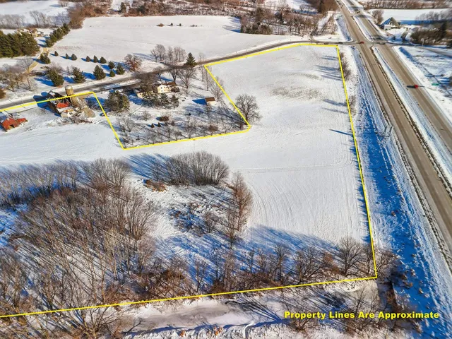 $600,000 | L1 Femrite Drive, Cottage Grove, WI 53527