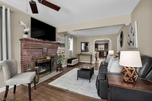 $468,800 | 193 Jacksonville Drive, Parsippany, NJ 07054