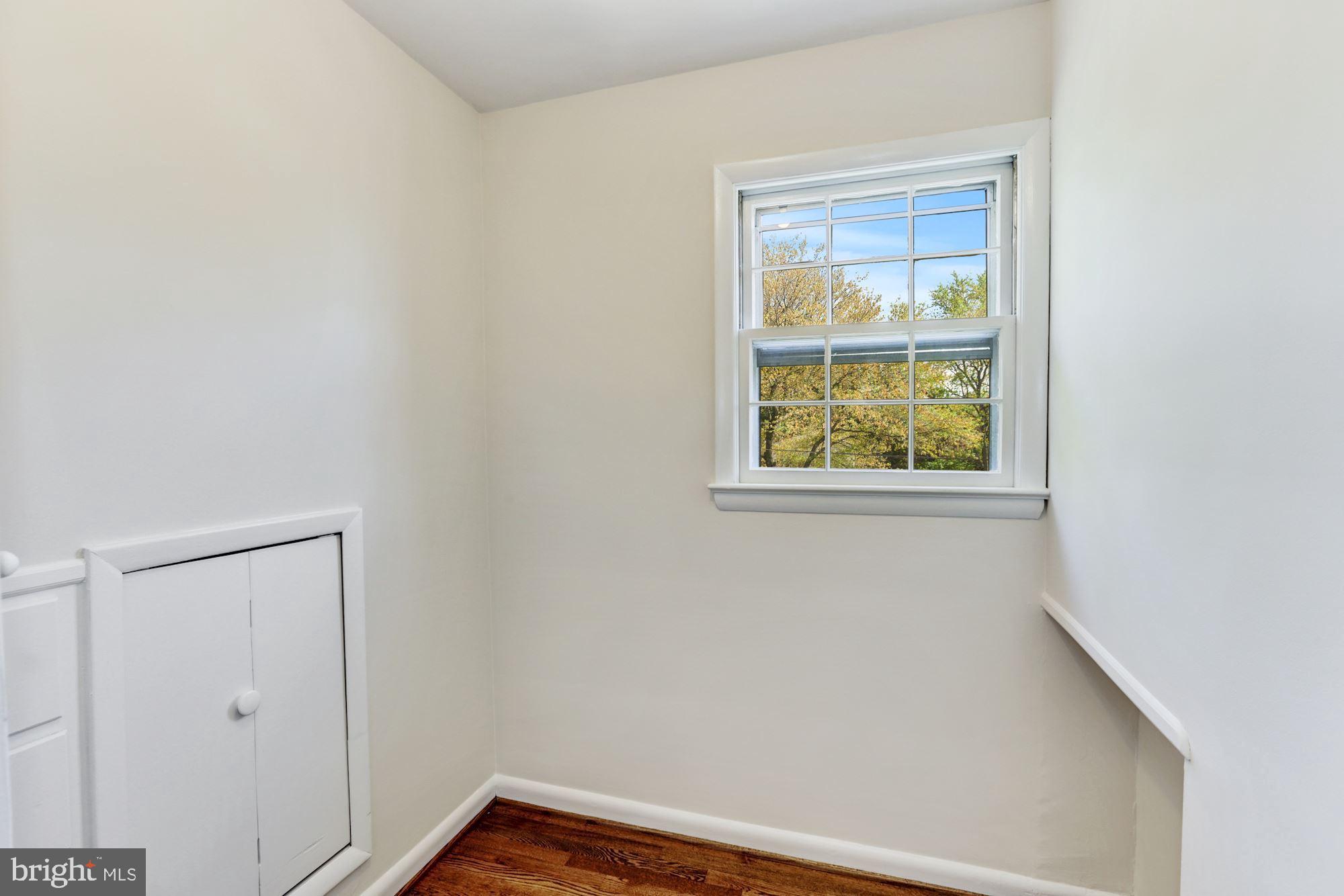 9818 Belhaven Road Bethesda, MD 20817 - Photo 14 of 27 Gallery Image 14