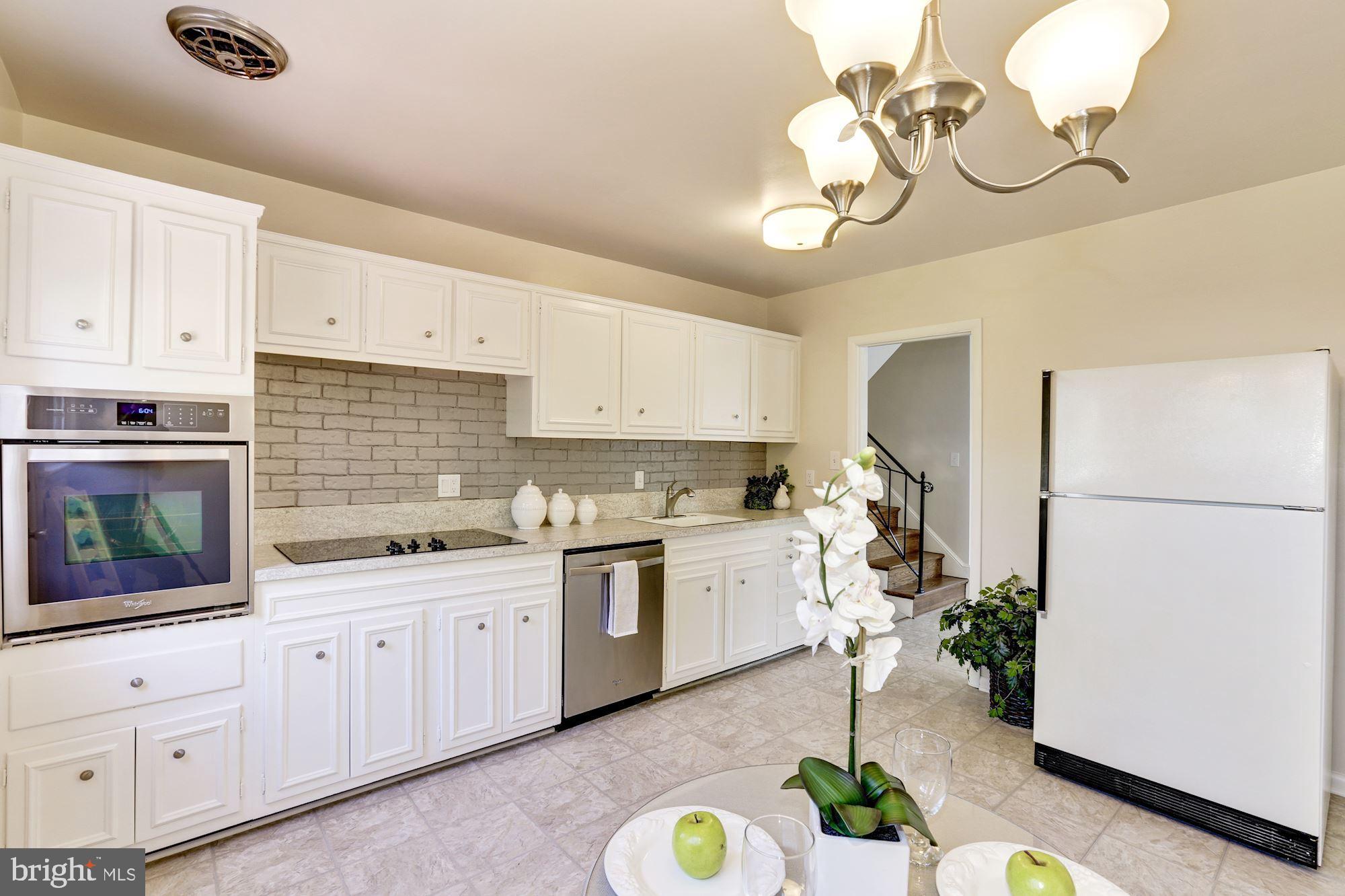 9818 Belhaven Road Bethesda, MD 20817 - Photo 9 of 27 Gallery Image 9