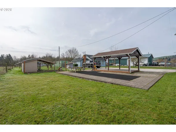 $699,000 | 3350 Oak Knoll Road Northwest, Salem, OR 97304