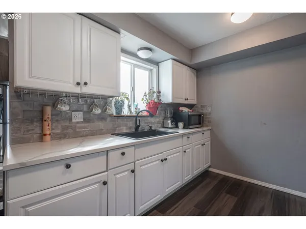 $699,000 | 3350 Oak Knoll Road Northwest, Salem, OR 97304