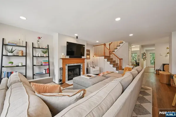 $599,000 | 50 Pine Street, Unit 206, Montclair, NJ 07042