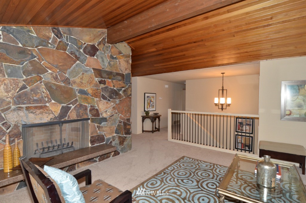 22020 4th Avenue Southeast Bothell, WA 98021 - Photo 2 of 15