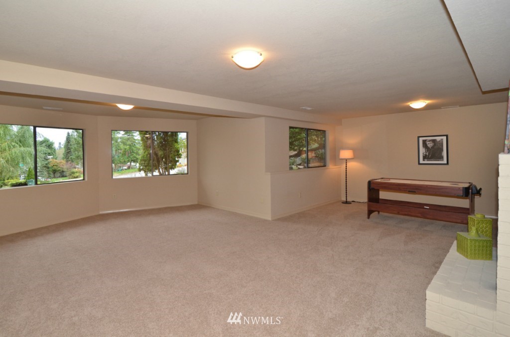 22020 4th Avenue Southeast Bothell, WA 98021 - Photo 13 of 15
