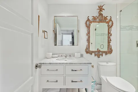 $1,895,000 | 2275 South Ocean Boulevard, Unit 307A, Palm Beach, FL 33480