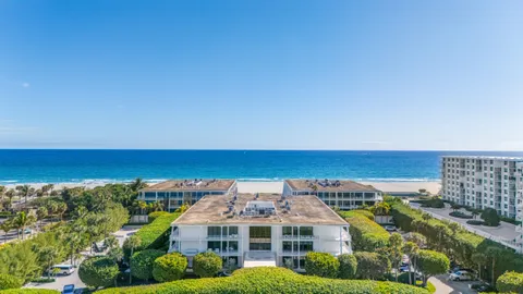 $1,895,000 | 2275 South Ocean Boulevard, Unit 307A, Palm Beach, FL 33480
