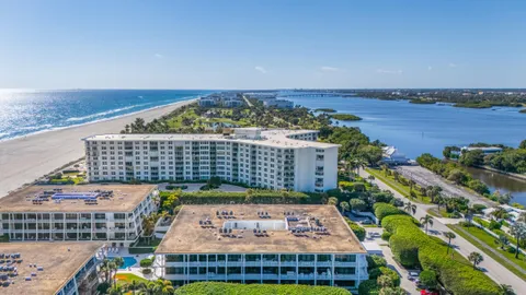 $1,895,000 | 2275 South Ocean Boulevard, Unit 307A, Palm Beach, FL 33480