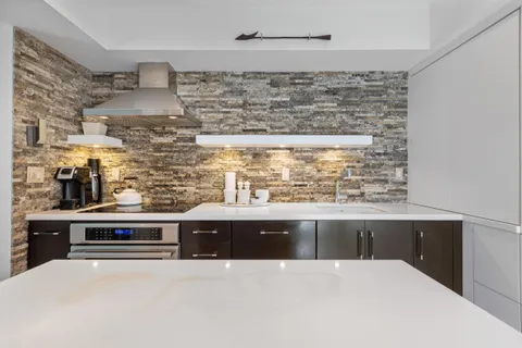 $1,895,000 | 2275 South Ocean Boulevard, Unit 307A, Palm Beach, FL 33480