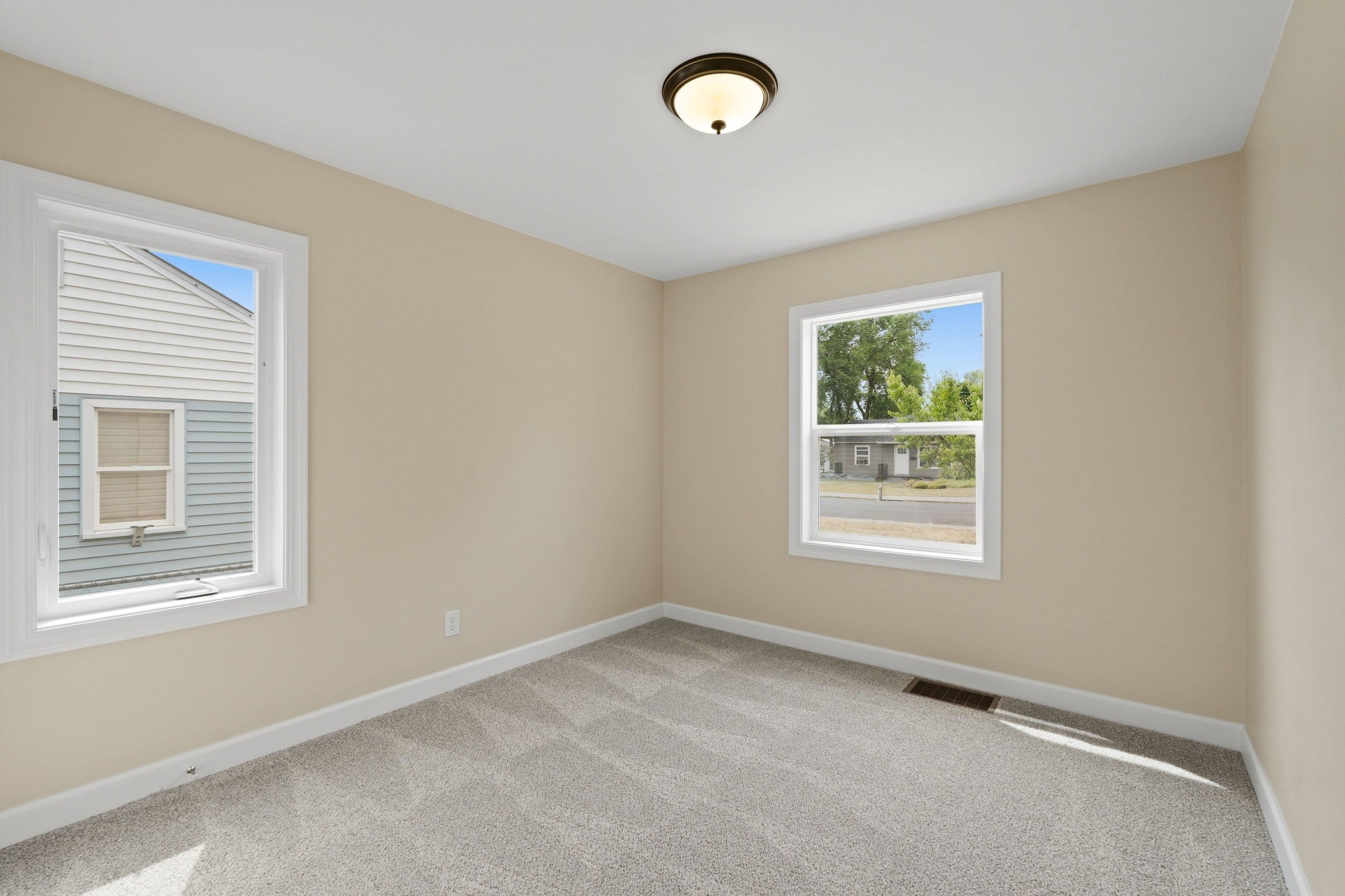 707 East Nebraska Avenue Spokane, WA 99208 - Photo 15 of 30