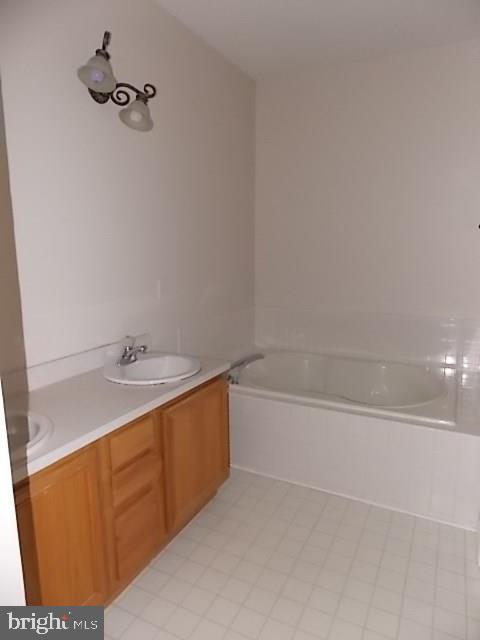 38 Hannah Lee Road Barnegat, NJ 08005 - Photo 7 of 17 Gallery Image 7