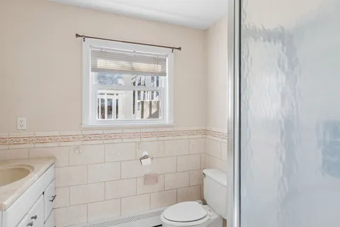 $1,650,000 | 19 South South Edison Street, Montauk, NY 11954