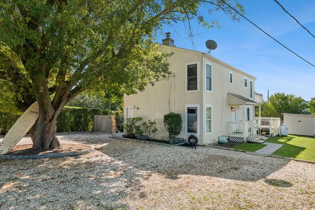 $1,495,000 | 19 South South Edison Street, Montauk, NY 11954