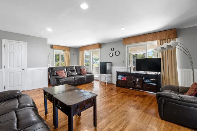 $1,650,000 | 19 South South Edison Street, Montauk, NY 11954