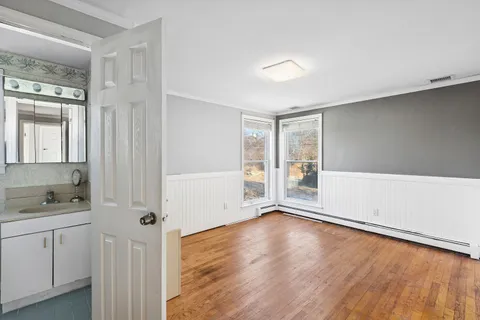 $1,650,000 | 19 South South Edison Street, Montauk, NY 11954