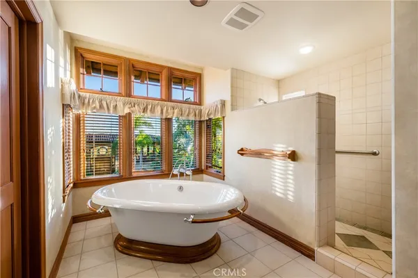 $24,900 | 811 6th Street, Manhattan Beach, CA 90266
