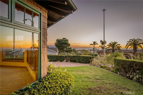 $24,900 | 811 6th Street, Manhattan Beach, CA 90266