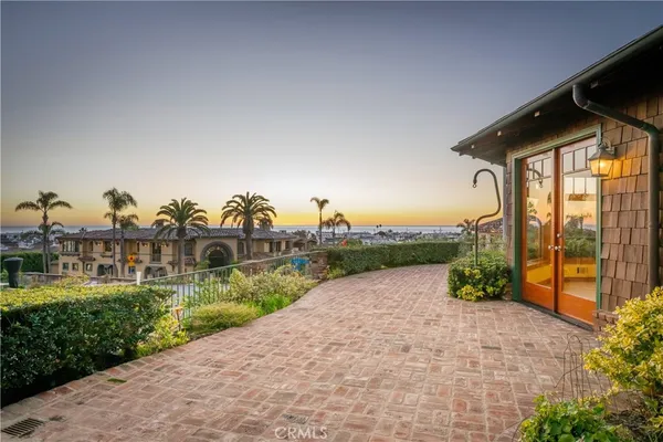 $24,900 | 811 6th Street, Manhattan Beach, CA 90266