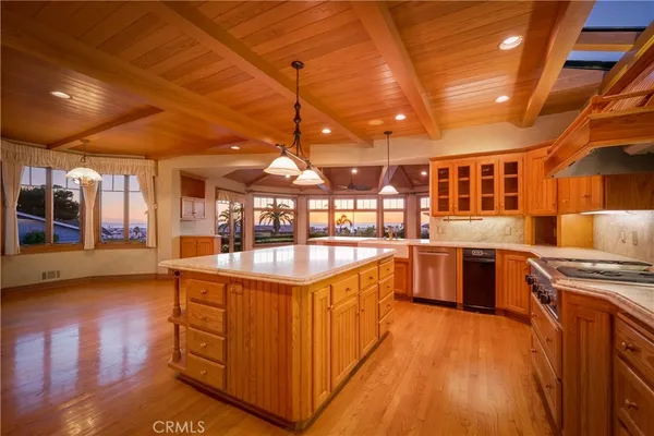 $24,900 | 811 6th Street, Manhattan Beach, CA 90266