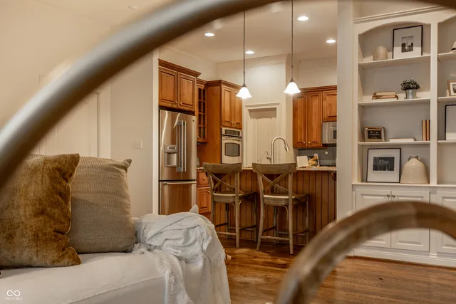 $1,300,000 | 351 Sanner Court, Carmel, IN 46290